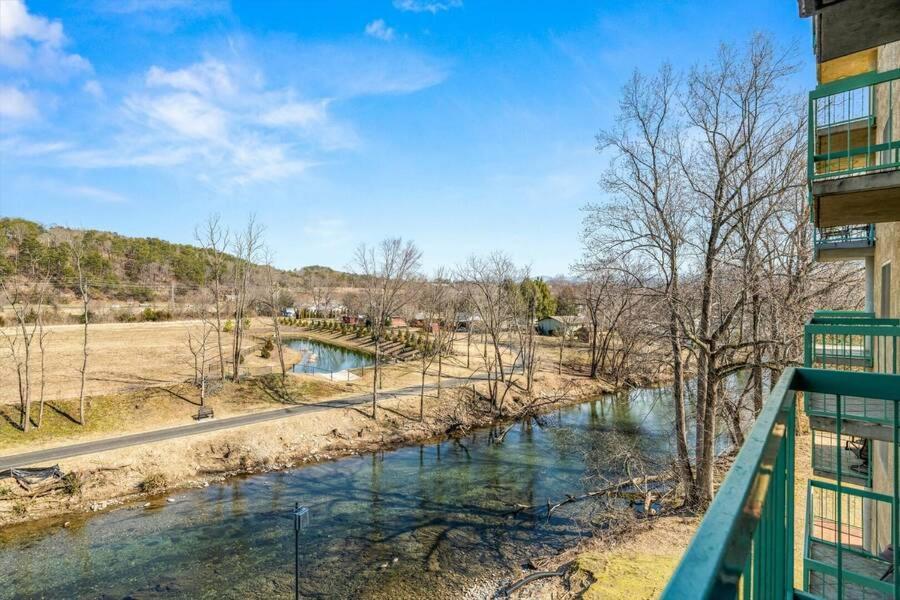 River Place Condos #101 2Bd بيدجن فورج المظهر الخارجي الصورة
