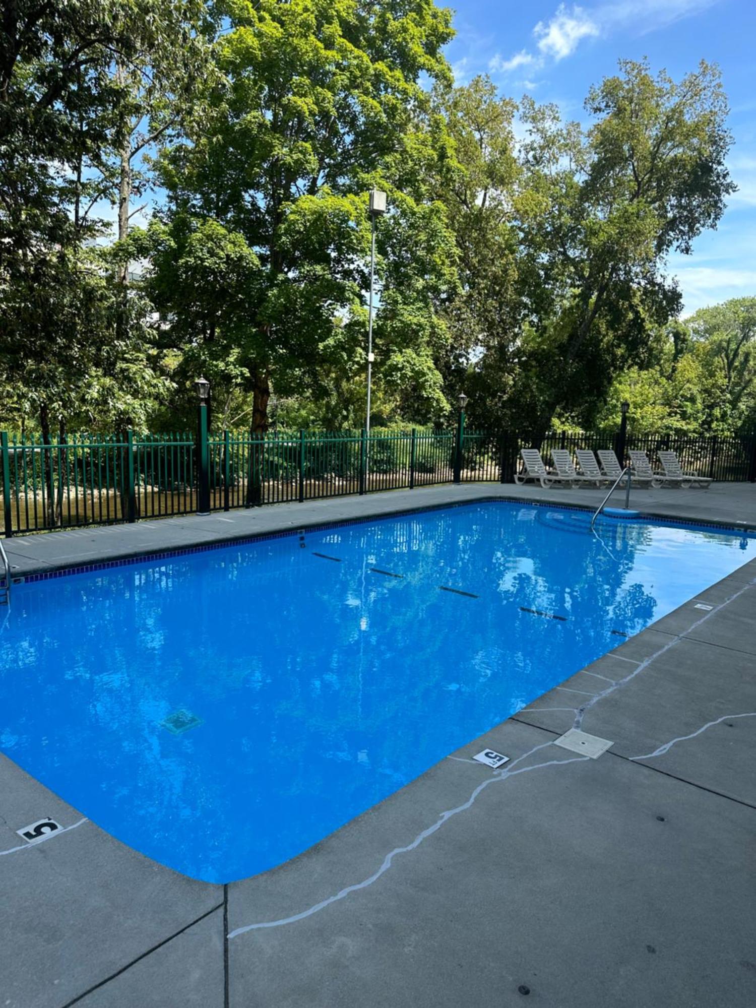 River Place Condos #101 2Bd بيدجن فورج المظهر الخارجي الصورة